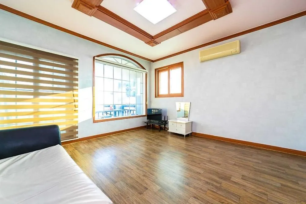 Bada Pungwol Pension Incheon
