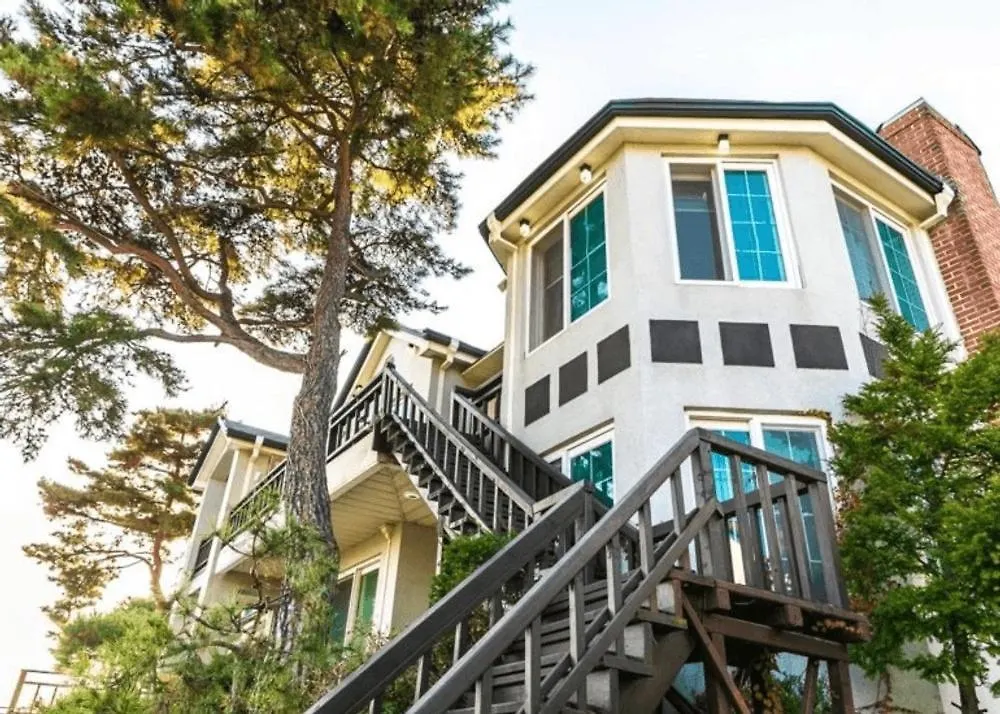 Bada Pungwol Pension Incheon 0*,  South Korea